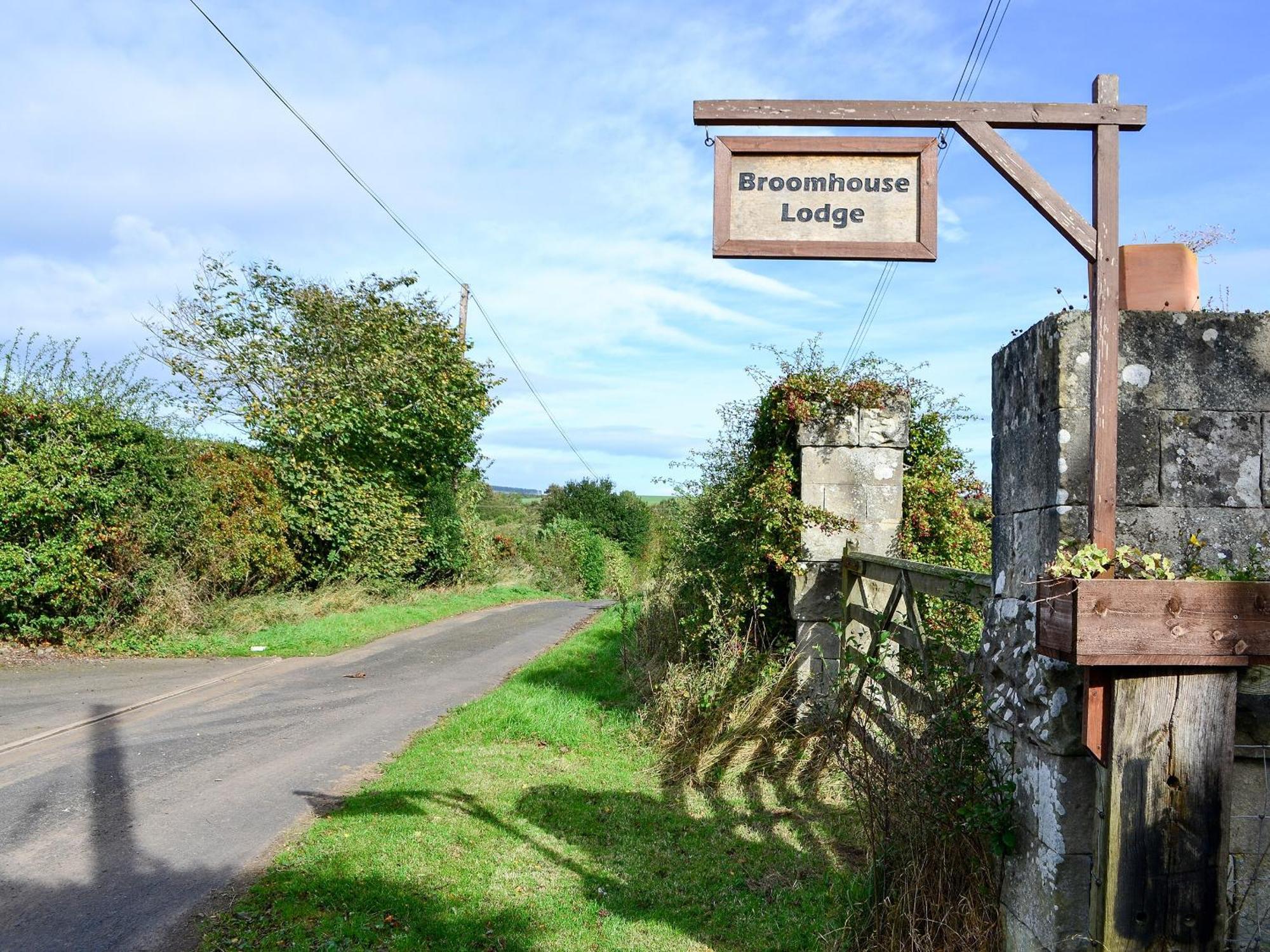 Broomhouse Lodge Edrom Exterior foto